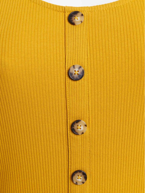 Tee-shirt boutons grande taille femme Tee-shirt boutons grande taille femme