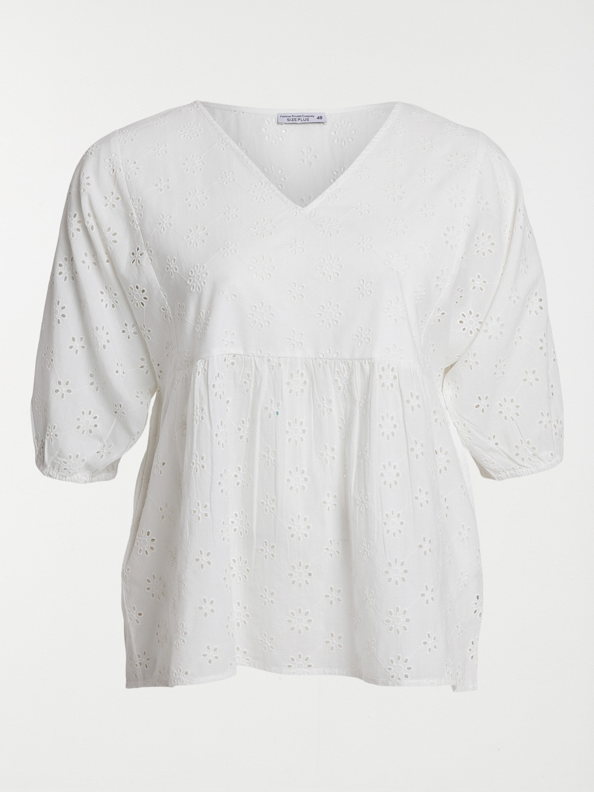 Blouse broderie grande taille femme
