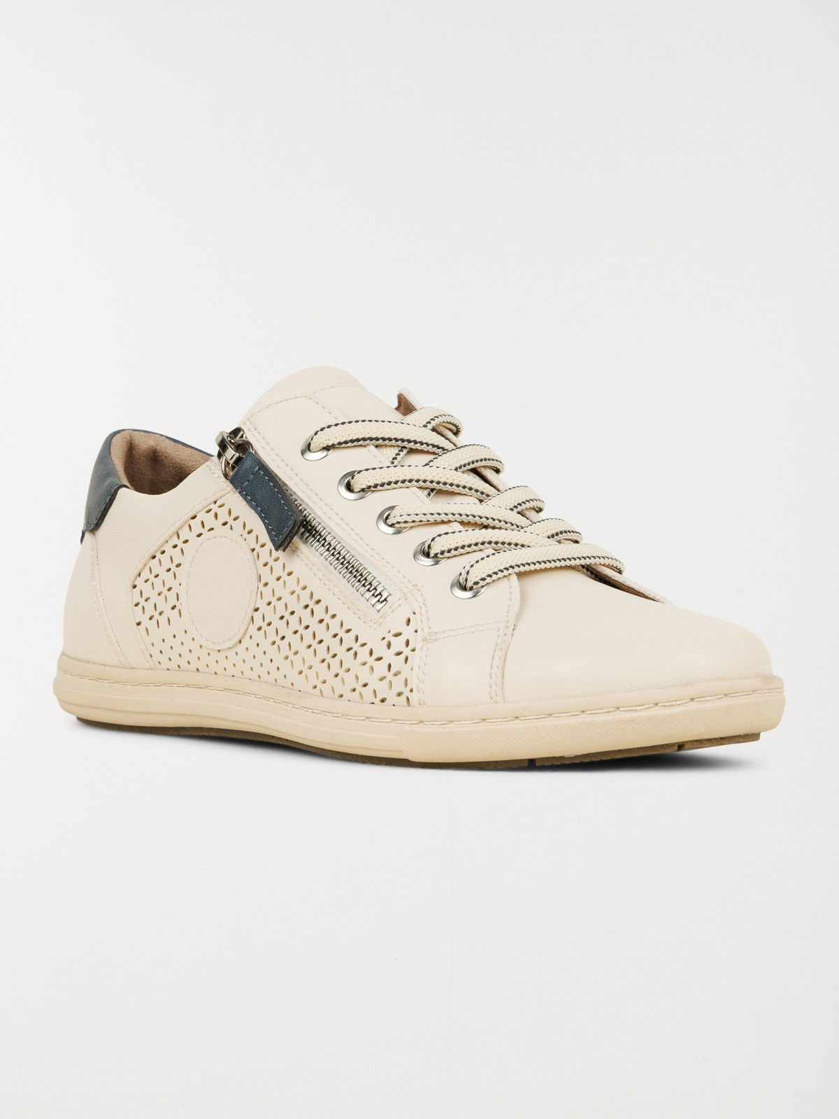 Baskets basses conforts femme (37-42) Baskets basses conforts femme (37-42)
