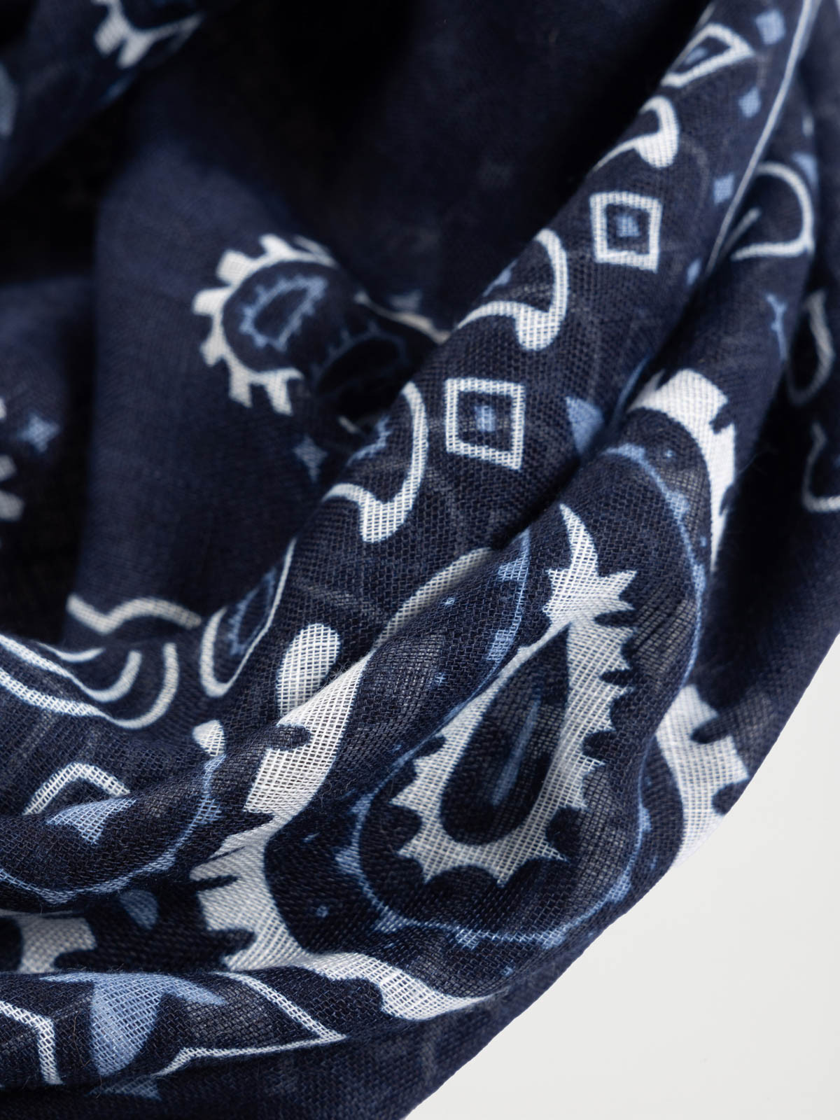 Bandana foulard style western Wild Rag motif cachemire bleu marine cowboy par Double B Wild Rags - France