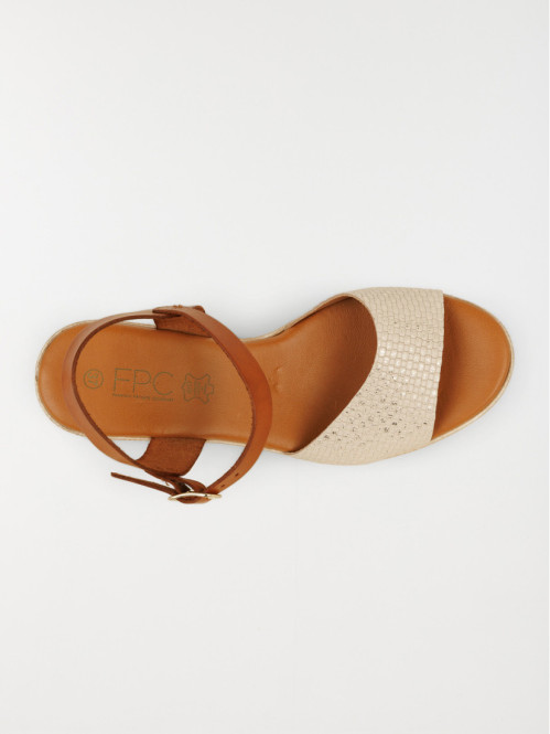 Sandales à talons hauts...