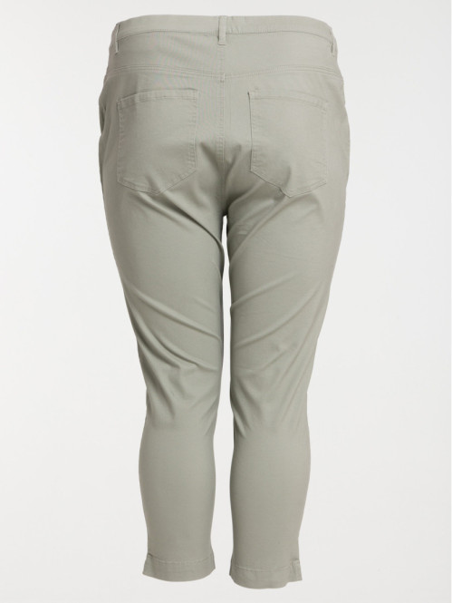 Pantacourt grande taille femme