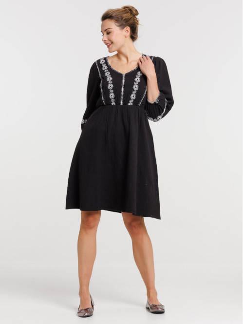 Robe brodée noire femme
