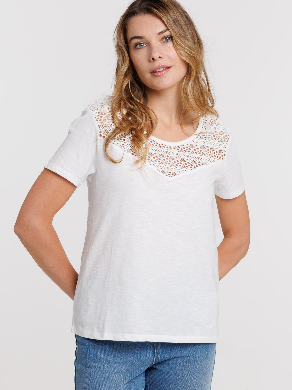 T-shirt dentelle macramé femme