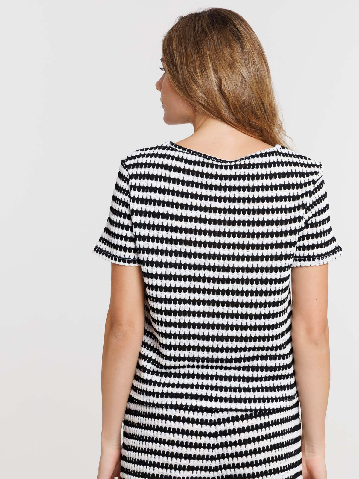 T-shirt rayé écru et noir femme T-shirt rayé écru et noir femme