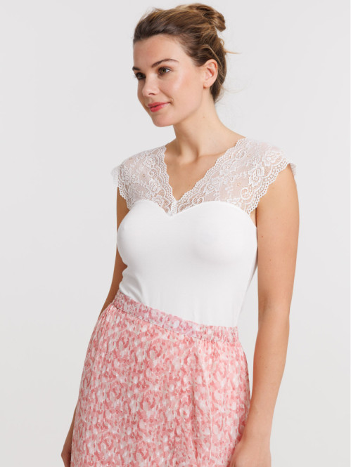 Débardeur avec dentelle...