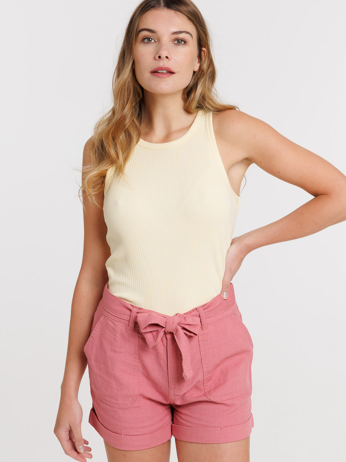 Débardeur côtelé coloris jaune femme