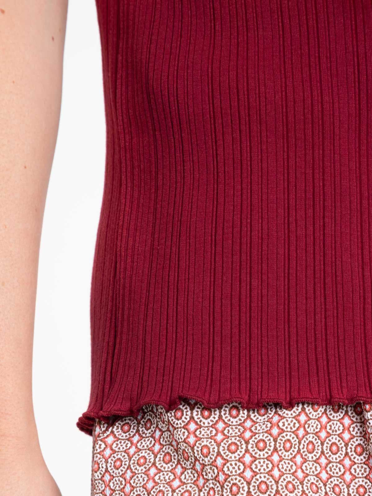 T-shirt col rond boutonné bordeaux femme