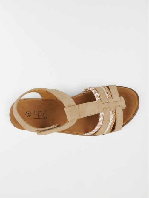 Sandales semelle épaisse...