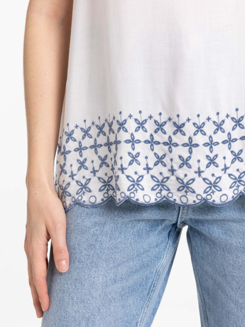 Blouse écru brodée femme Blouse écru brodée femme