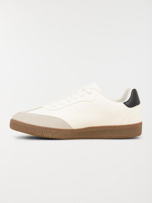 Baskets blanches à lacets homme (40-46) Baskets blanches à lacets homme (40-46)