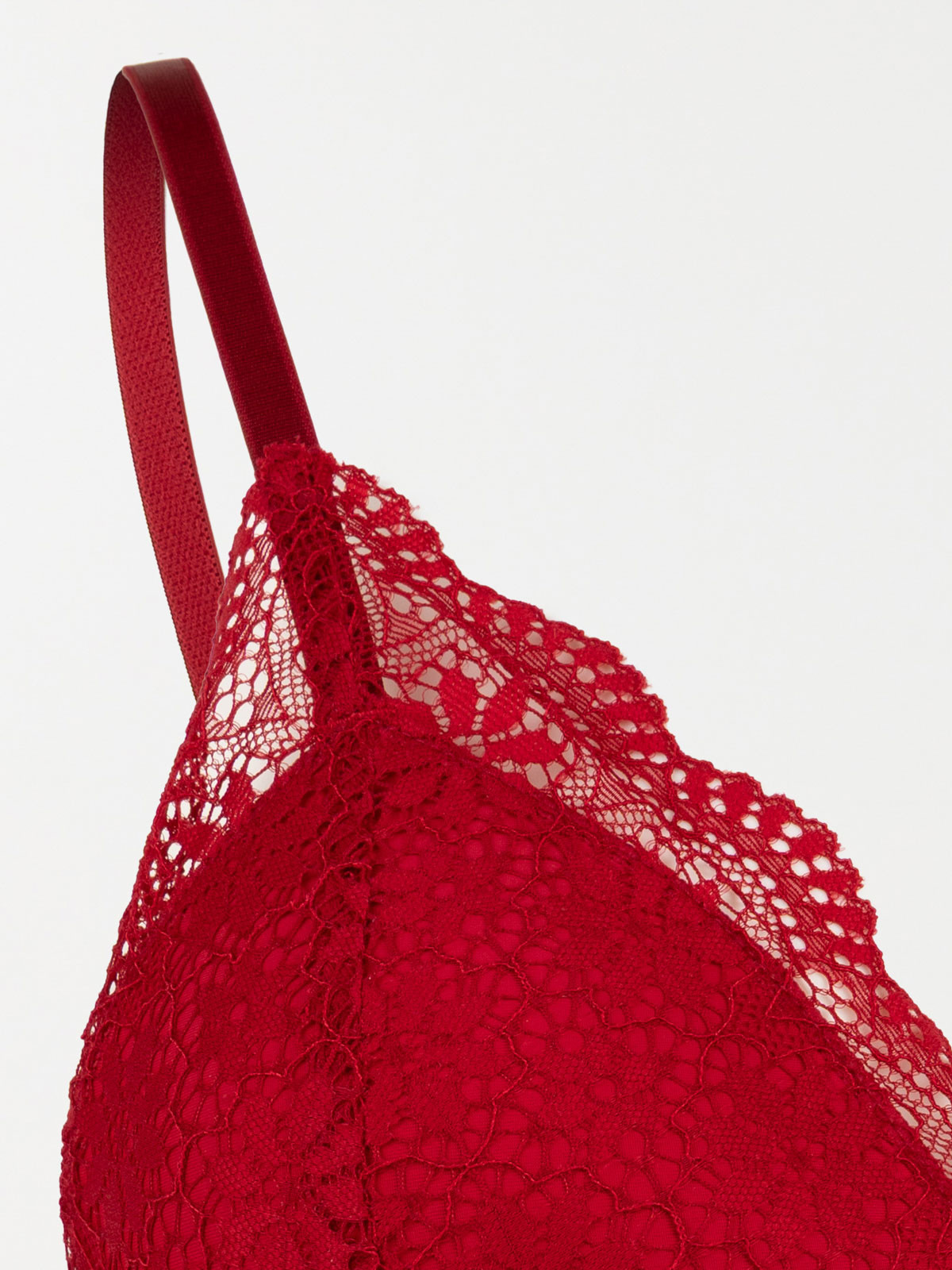 Soutien-gorge triangle femme (85B-95E) Soutien-gorge triangle femme (85B-95E)