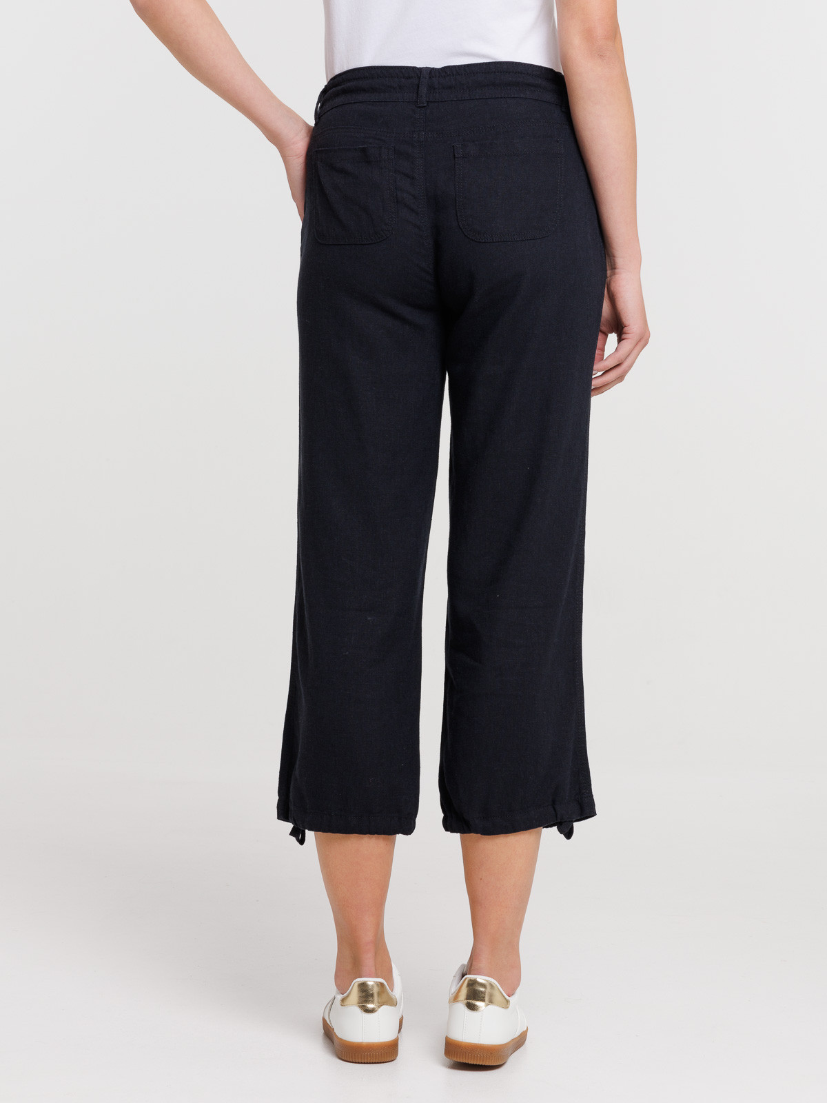 Pantacourt lin noir femme