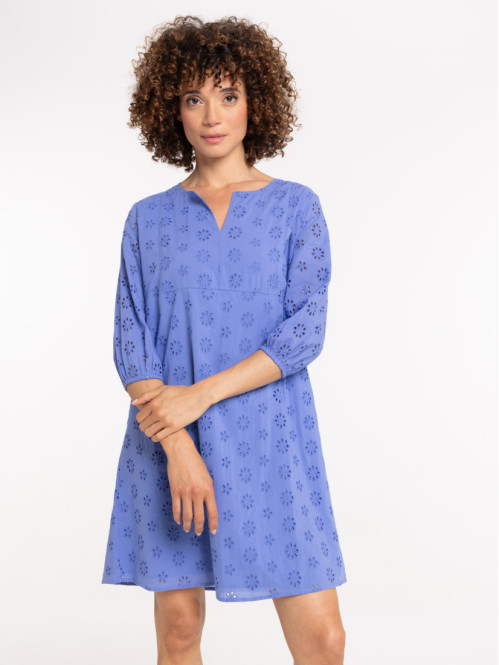 Robe courte broderie...