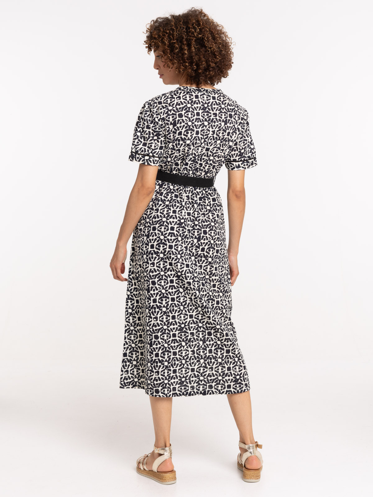 Robe imprimée avec ceinture femme Robe imprimée avec ceinture femme