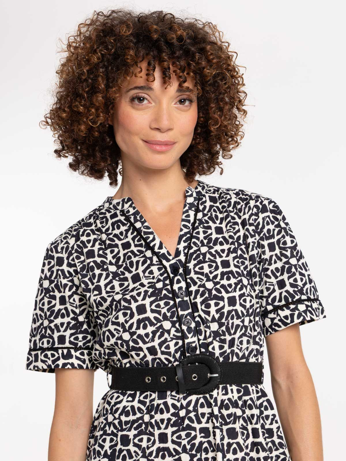 Robe imprimée avec ceinture femme Robe imprimée avec ceinture femme