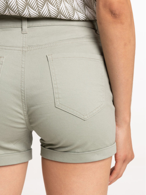 Short basique mousse clair...