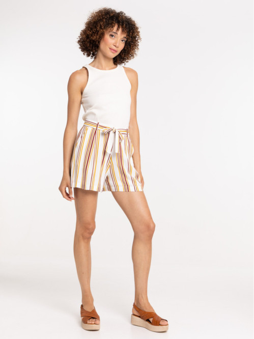 Short rayé avec ceinture à...
