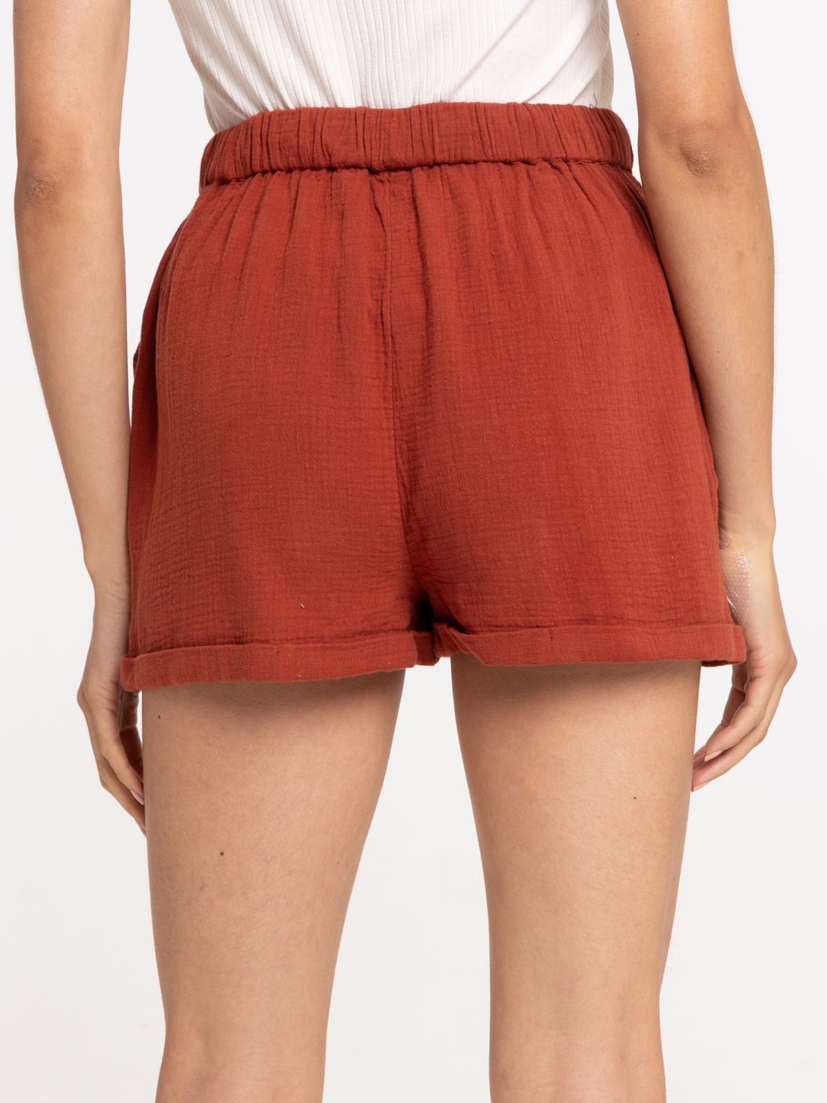 Short liens pompons sienne femme Short liens pompons sienne femme