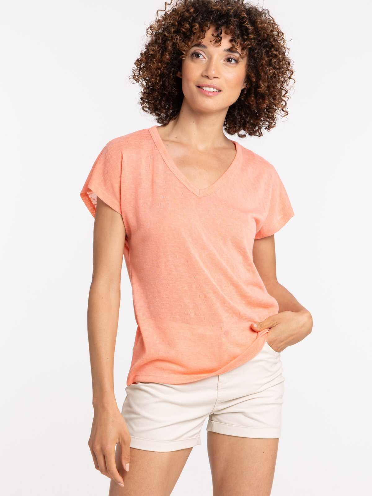 T-shirt col V corail femme