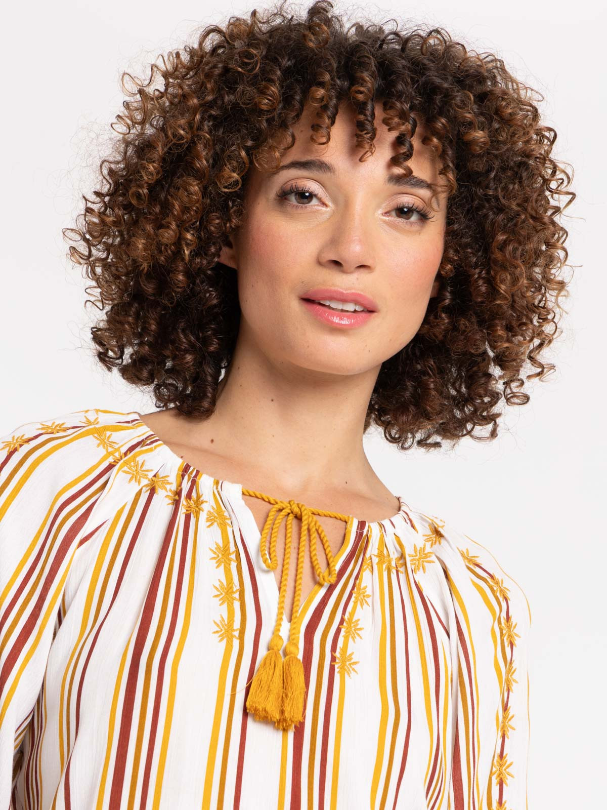 Blouse brodée et rayée femme