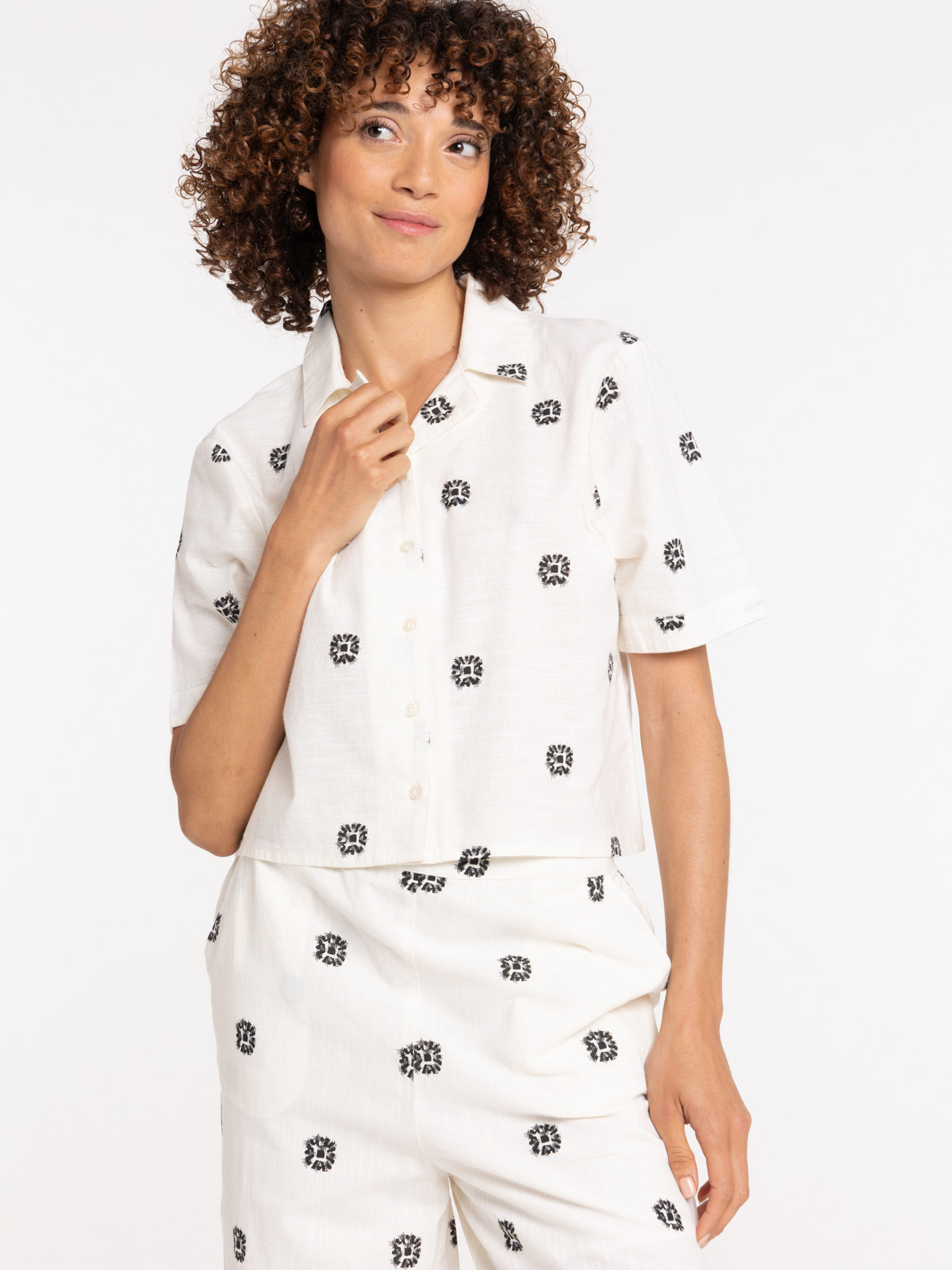 Chemise courte imprimée femme