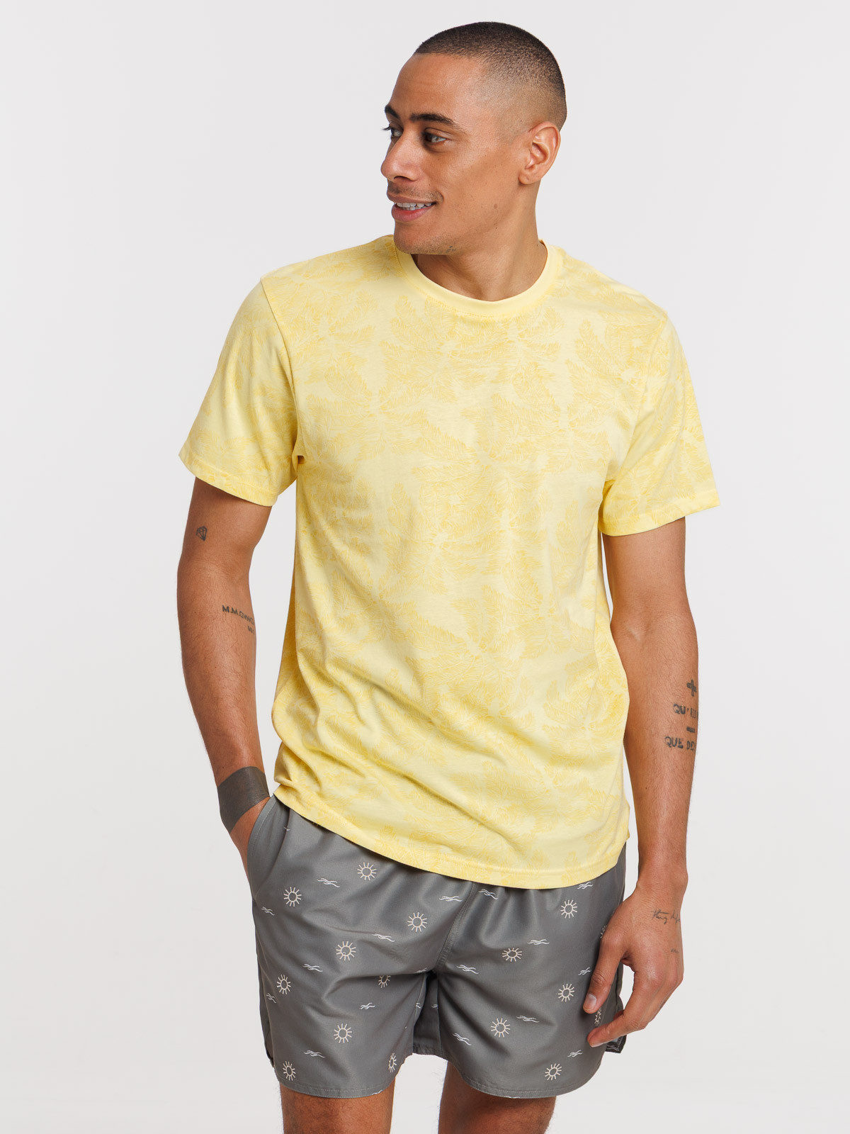 Tee-shirt col rond jaune homme