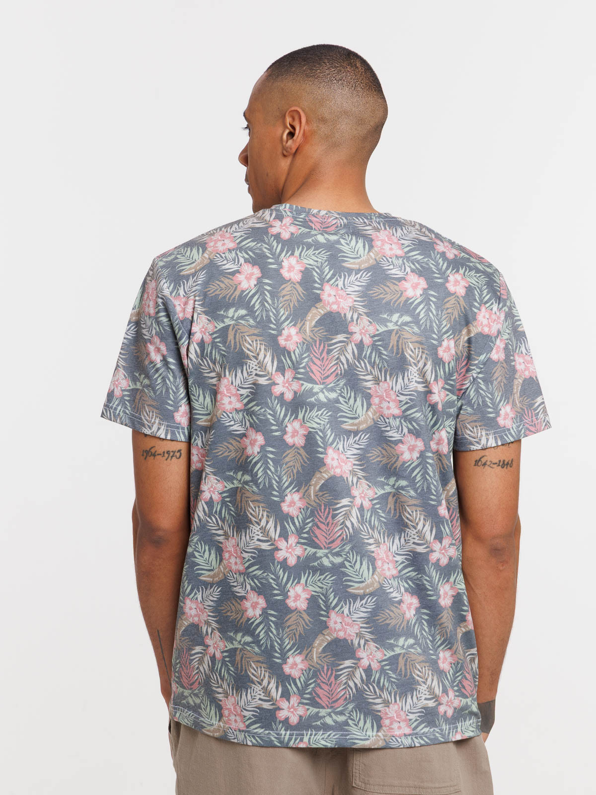 Tee-shirt feuillage tropical homme