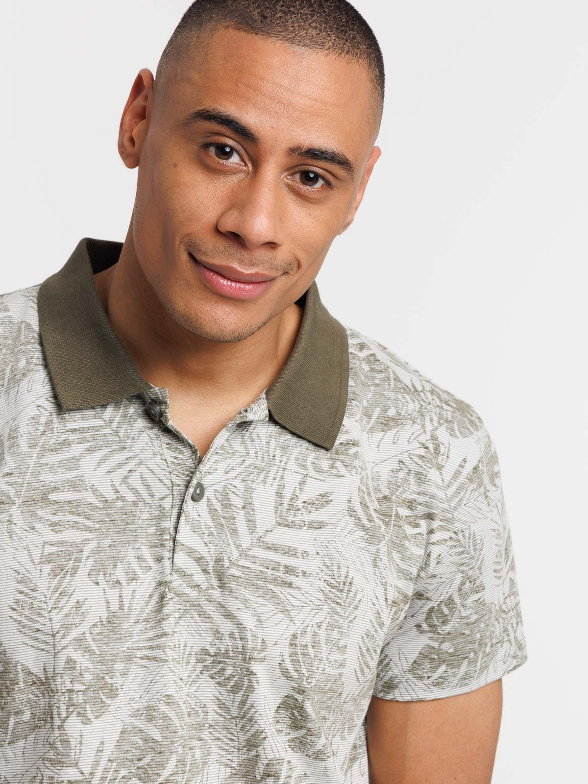 Polo imprimé feuillage homme
