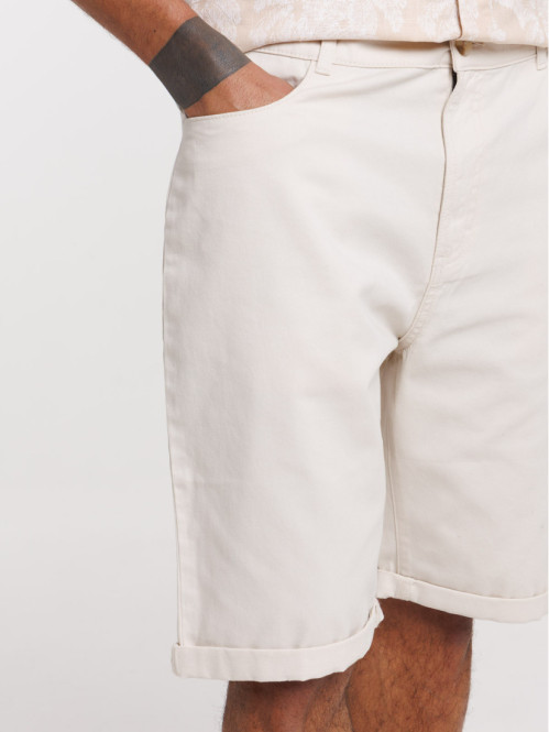 Bermuda coloris beige clair...