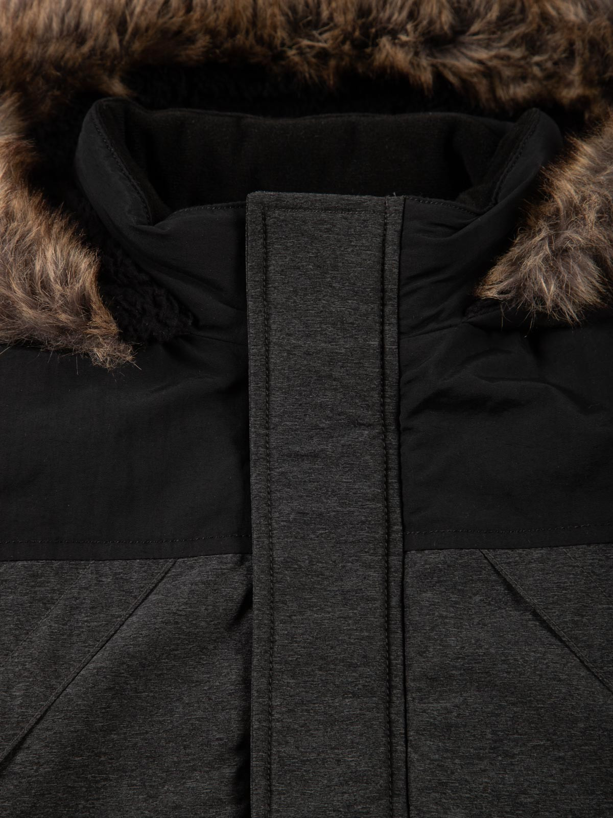 Parka à capuche garçon (3-8A) Parka à capuche garçon (3-8A)