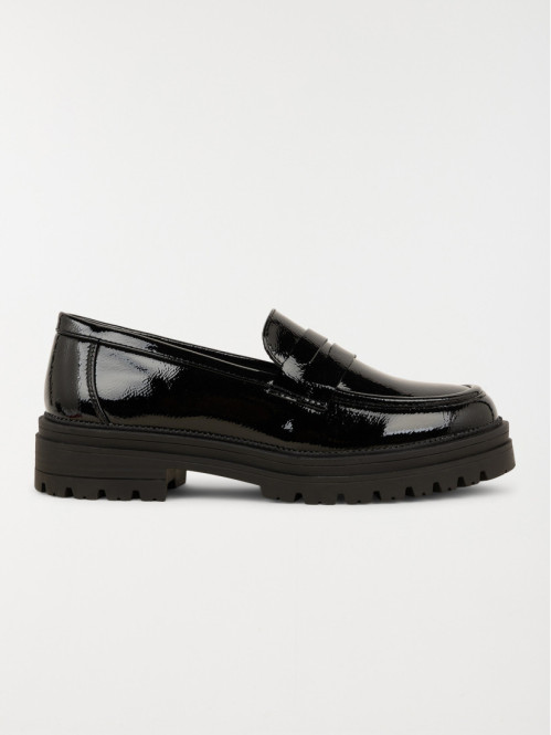 Mocassins vernis noirs...