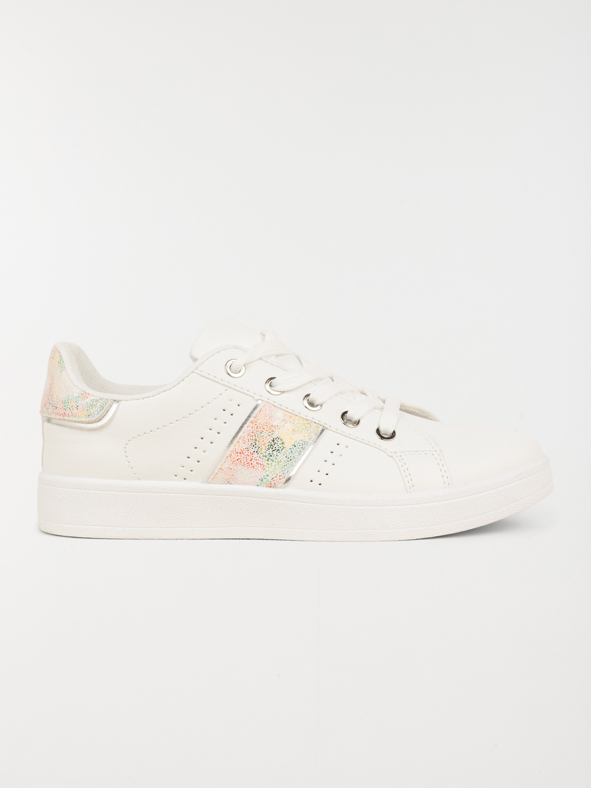 Baskets blanches basses femme (36-41)