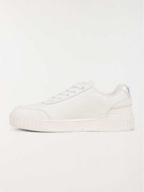 Basket blanche hologramme...