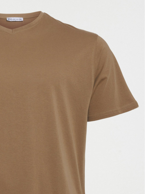 T-shirt camel foncé grande...