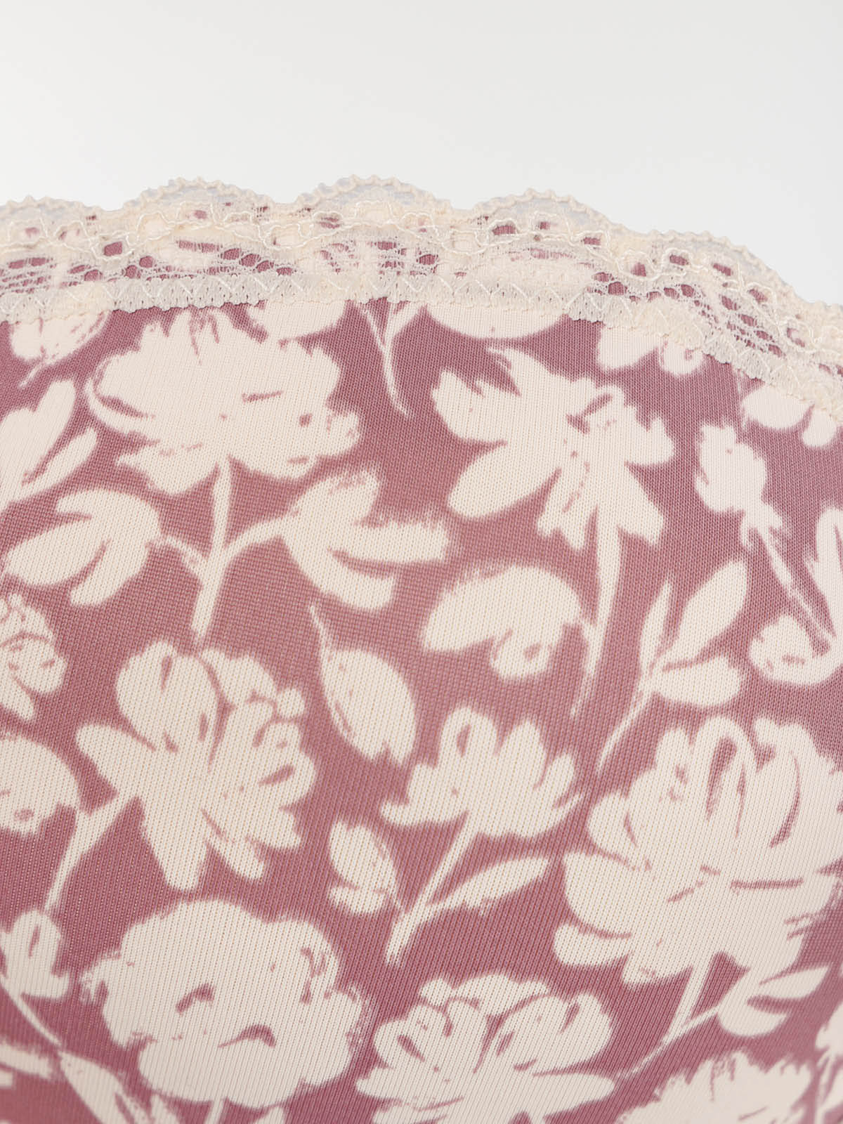 Lot de 2 soutiens-gorge femme (85B-100C) Lot de 2 soutiens-gorge femme (85B-100C)