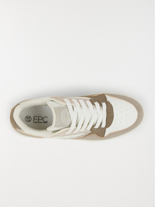 Baskets basses blanches...