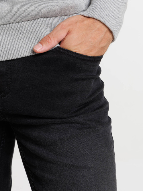 Jean slim homme noir