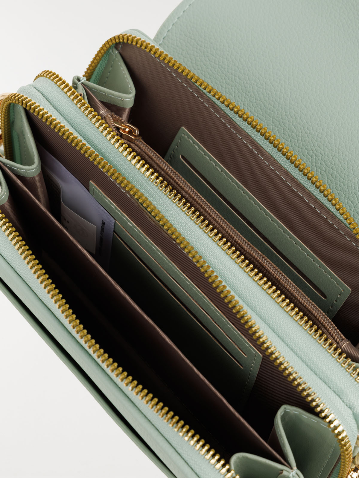 Pochette format portefeuille femme Pochette format portefeuille femme