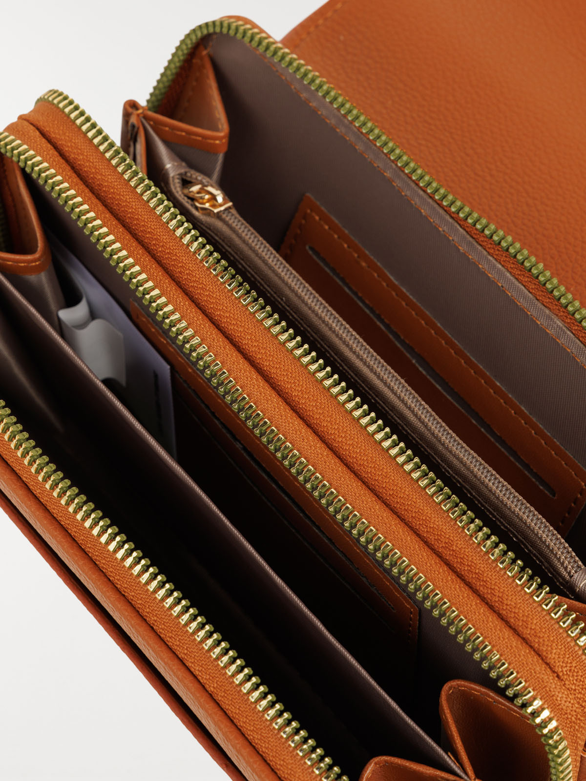 Pochette format portefeuille femme Pochette format portefeuille femme
