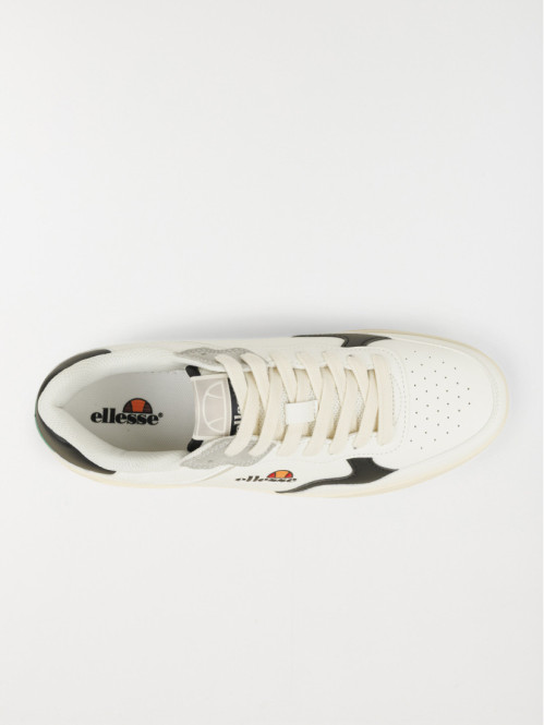 Baskets blanches Ellesse...
