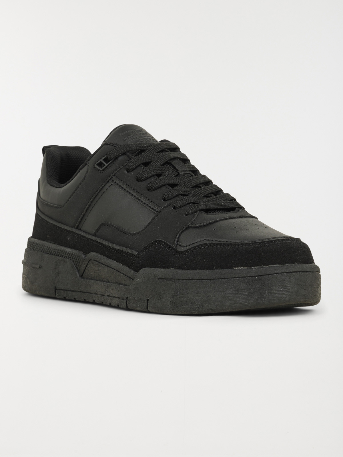 Baskets noires homme (40-46)