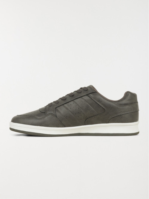 Baskets à lacets grises...