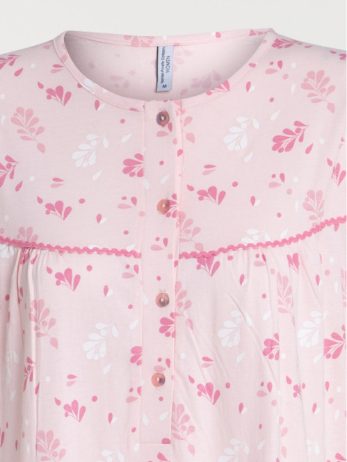 Chemise de nuit fleurie...