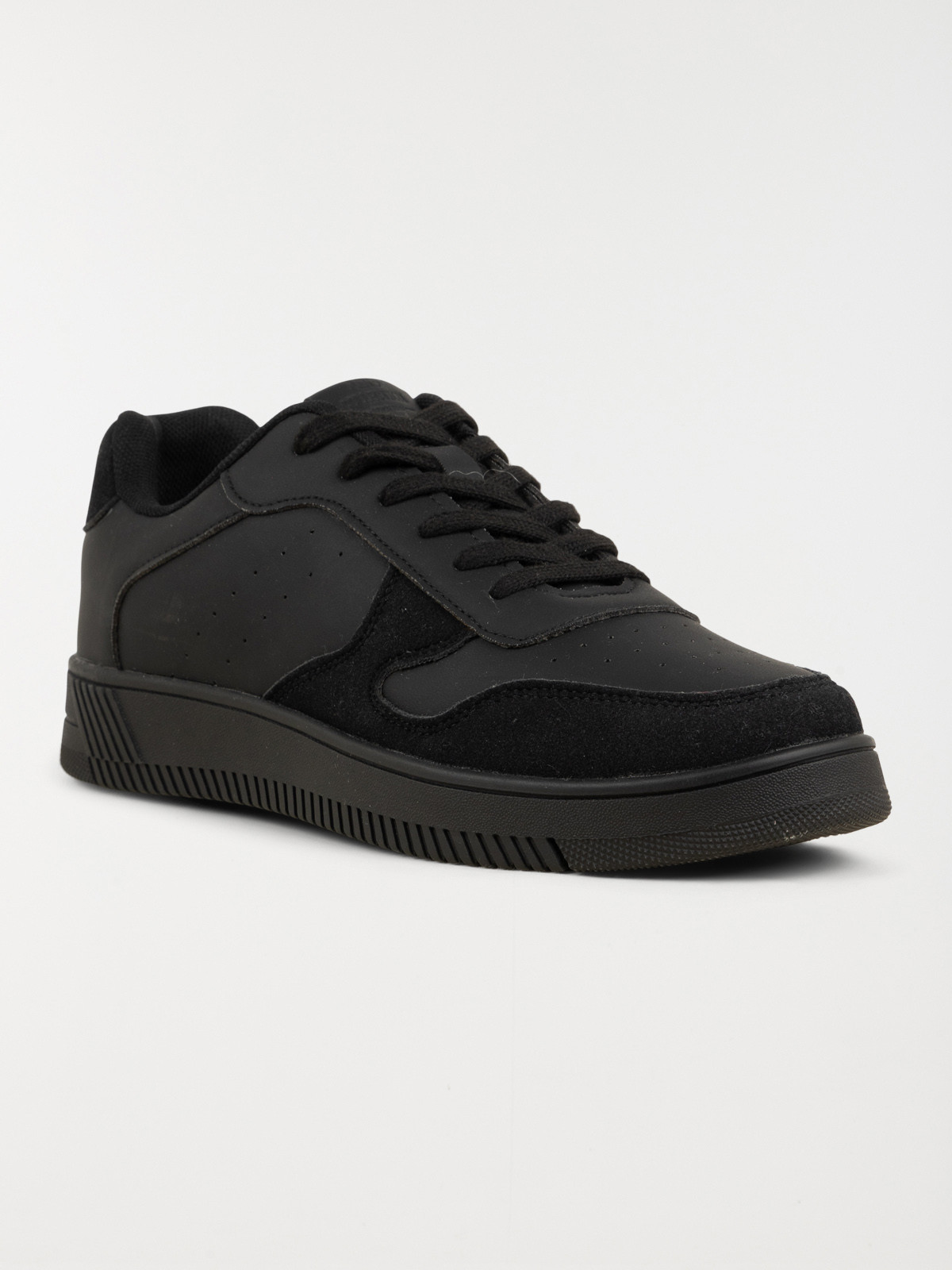 Baskets noires homme (40-46)