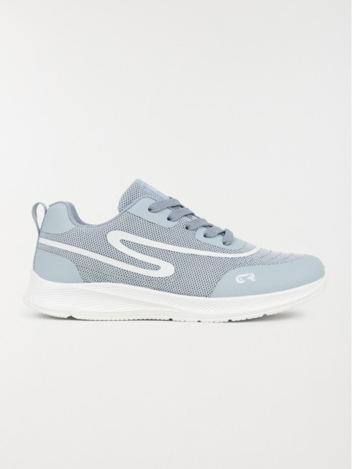 Baskets de sport bleues...