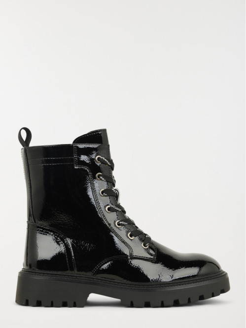 Bottines vernies à lacet...