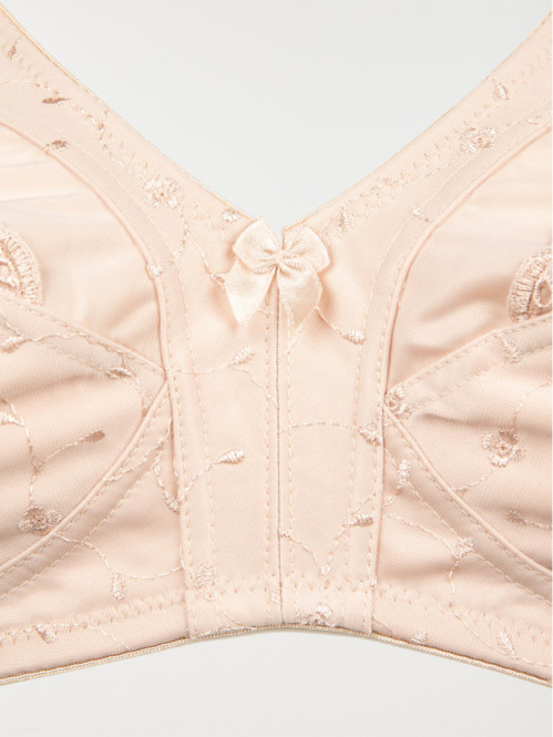 Soutien-gorge uni (95B-105E) Soutien-gorge uni (95B-105E)