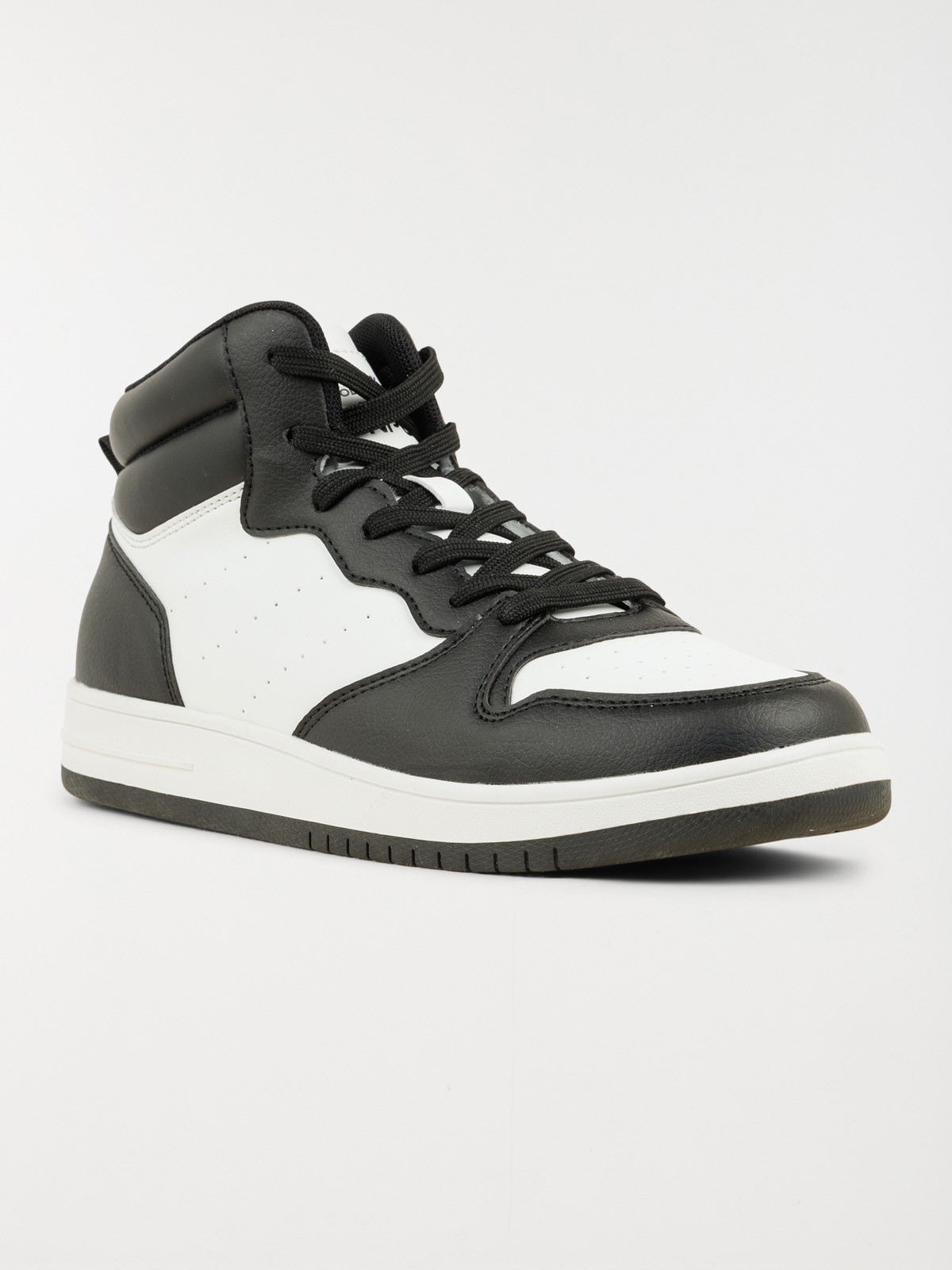 Baskets montantes homme (40-45) Baskets montantes homme (40-45)