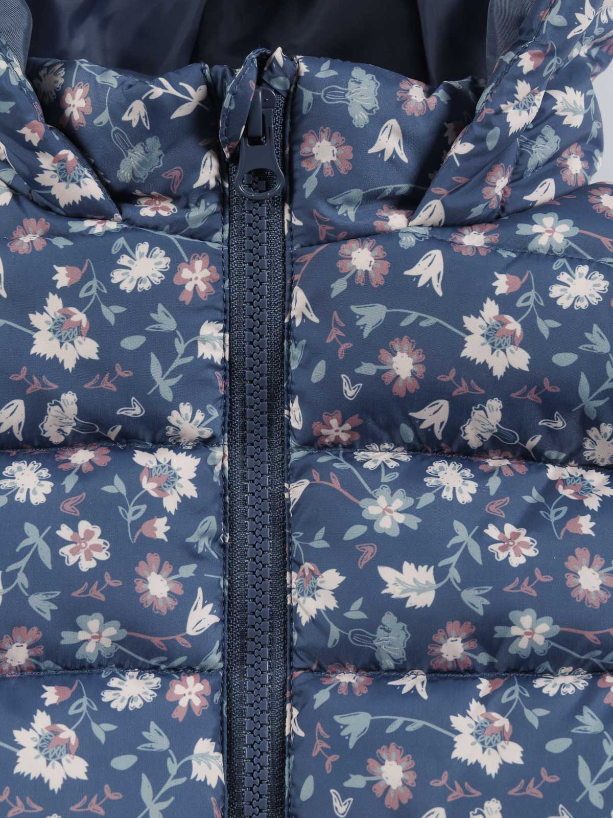 Doudoune sans manches fille (3-12A) Doudoune sans manches fille (3-12A)